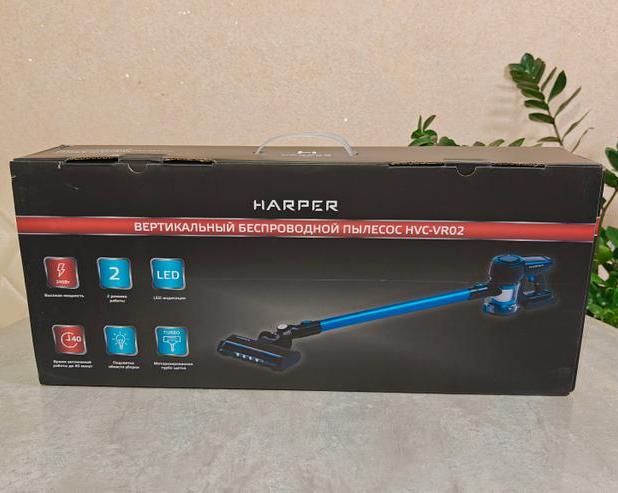 Доступный и легкий: обзор аккумуляторного пылесоса Harper HVC