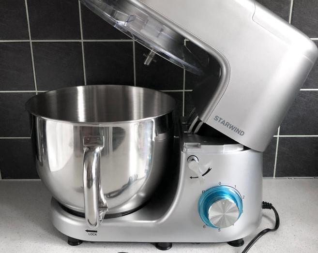 Быть или не быть миксеру в доме? Обзор планетарного миксера Starwind SPM8183