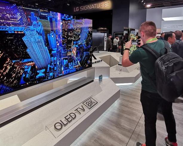 Думаем наперёд: стоит ли в 2023 году брать 8К