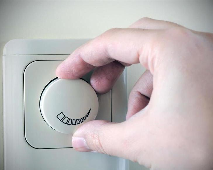 Что такое диммер: назначение, область применения, виды, подключение